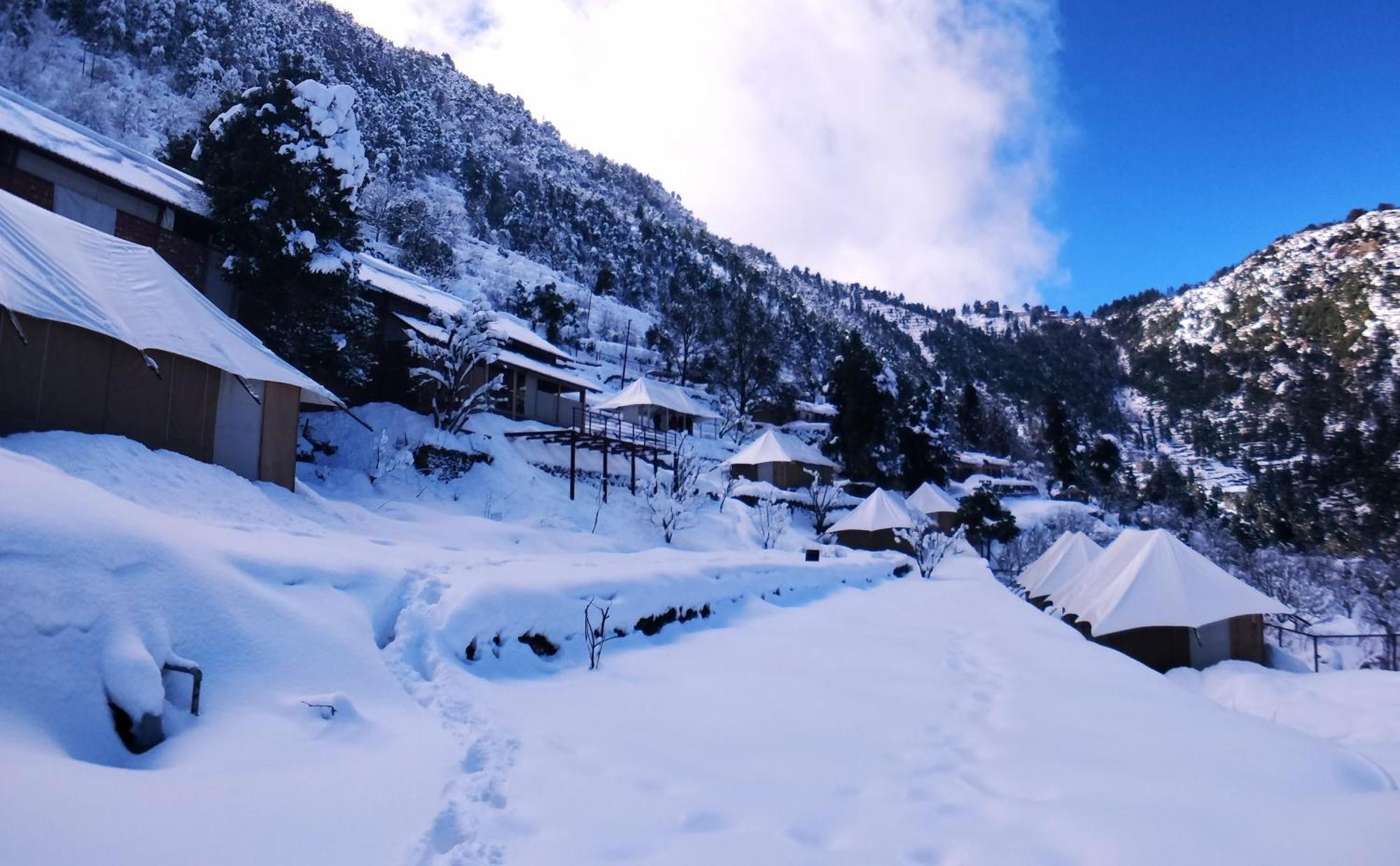 The Bugyal Hotel Kanatal Exterior photo